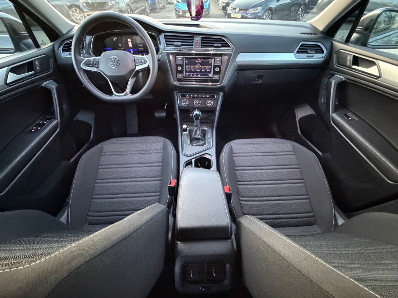 2023 Volkswagen Tiguan — Miniatură 10