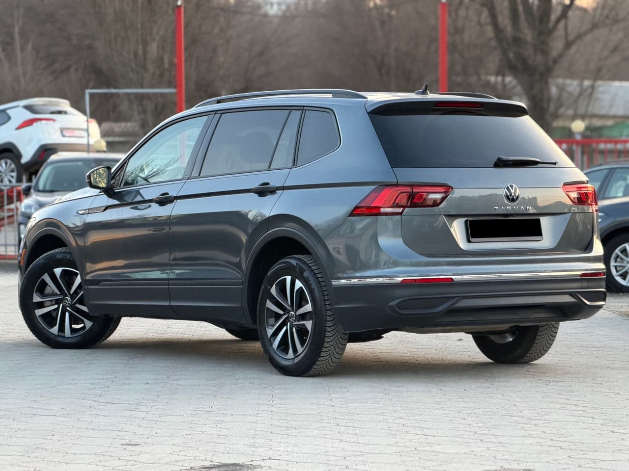 2023 Volkswagen Tiguan — Miniatură 3