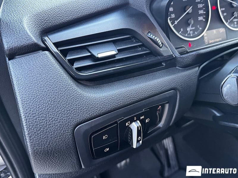 2016 BMW 216d — Miniatură 13