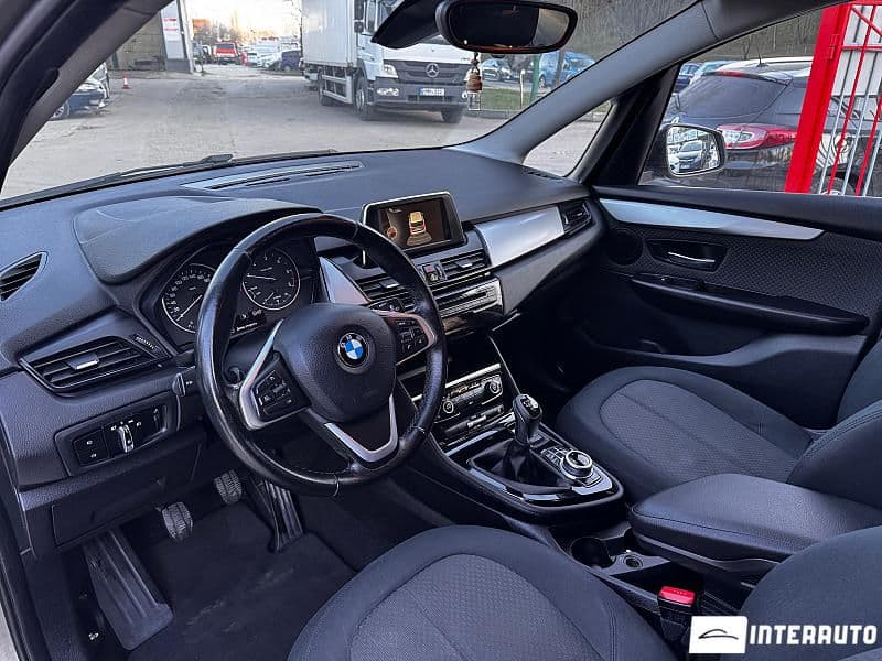 2016 BMW 216d — Miniatură 6