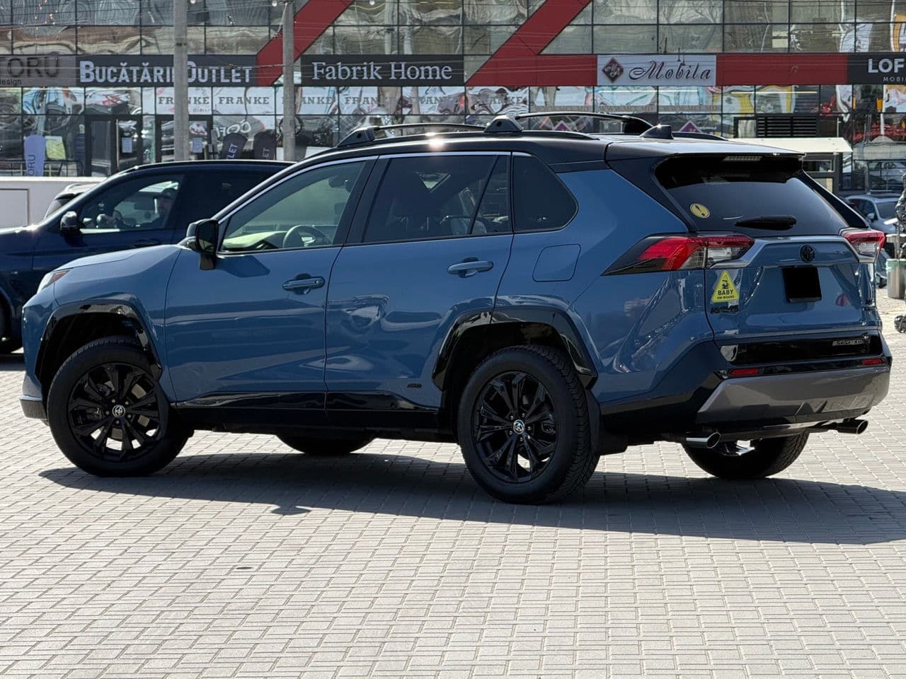 Toyota Rav-4 2022 — Миниатюра 4