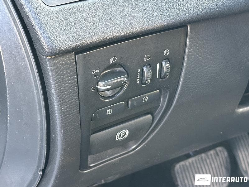 2005 Volvo XC 90 — Miniatură 17