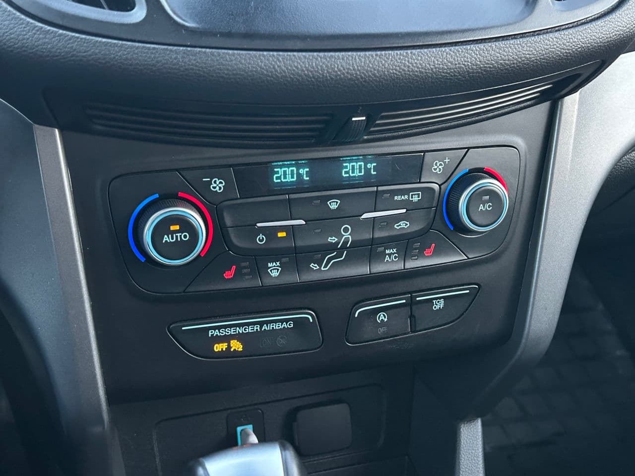 2018 Ford Escape — Miniatură 14
