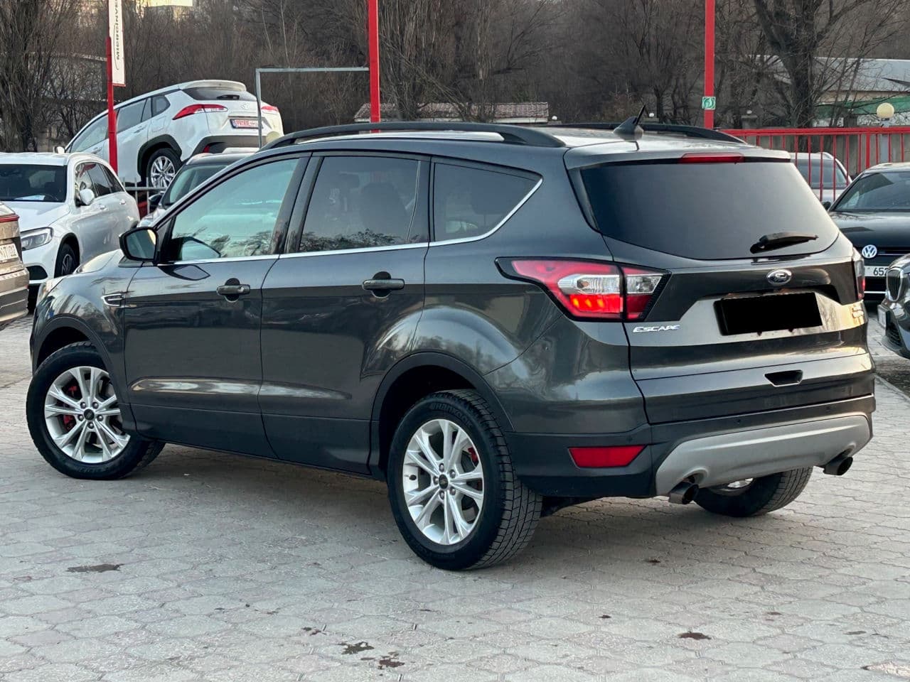 2018 Ford Escape — Miniatură 3