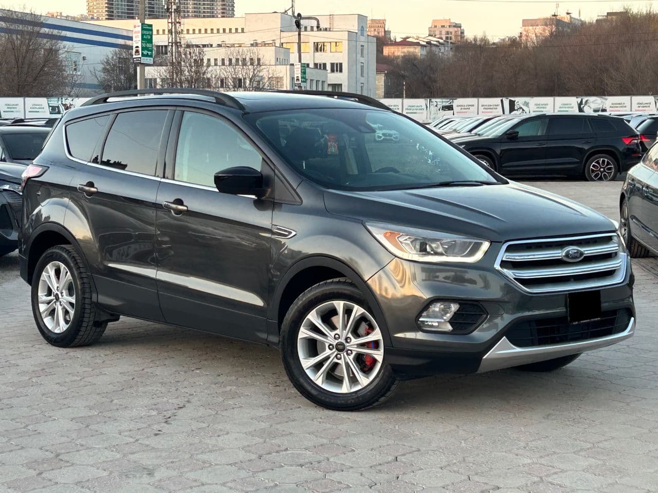 2018 Ford Escape — Miniatură 4