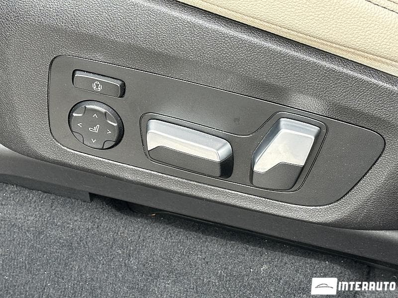 2020 BMW X3 3.0i — Miniatură 24