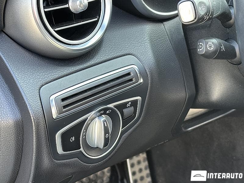 2019 Mercedes C 300 — Miniatură 20