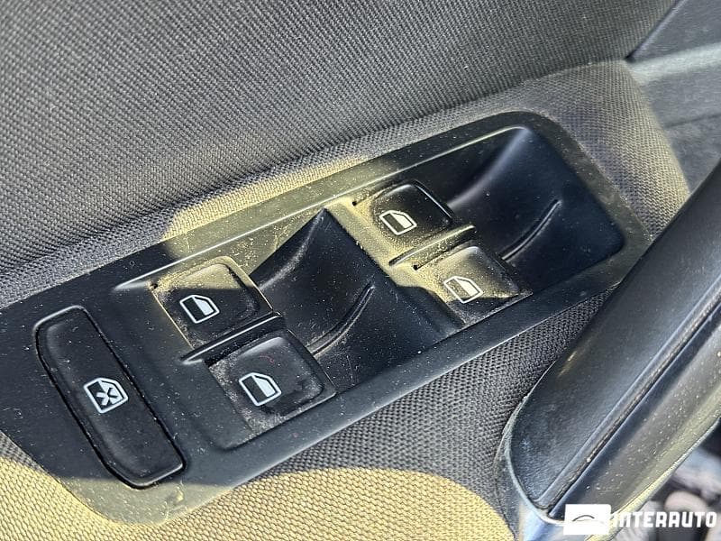 2015 Volkswagen Golf — Miniatură 17
