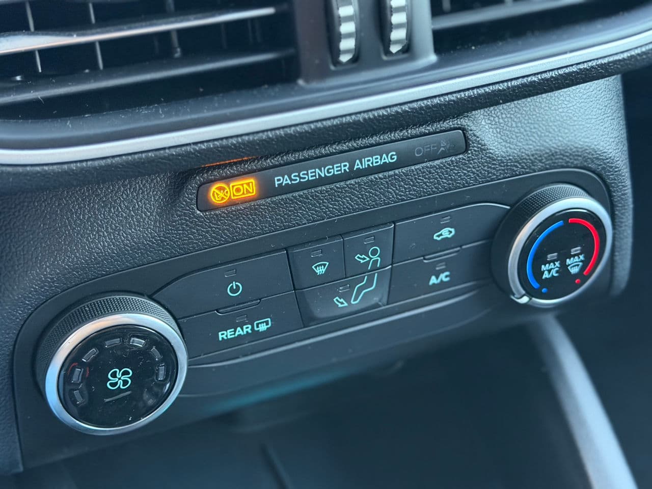 2019 Ford Focus — Miniatură 13