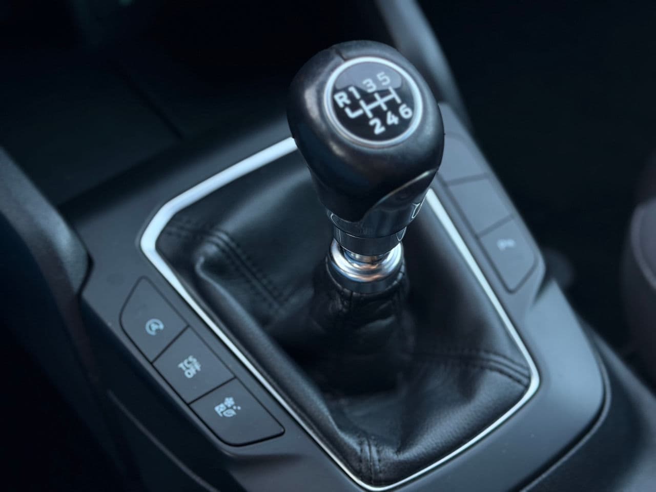 2019 Ford Focus — Miniatură 14