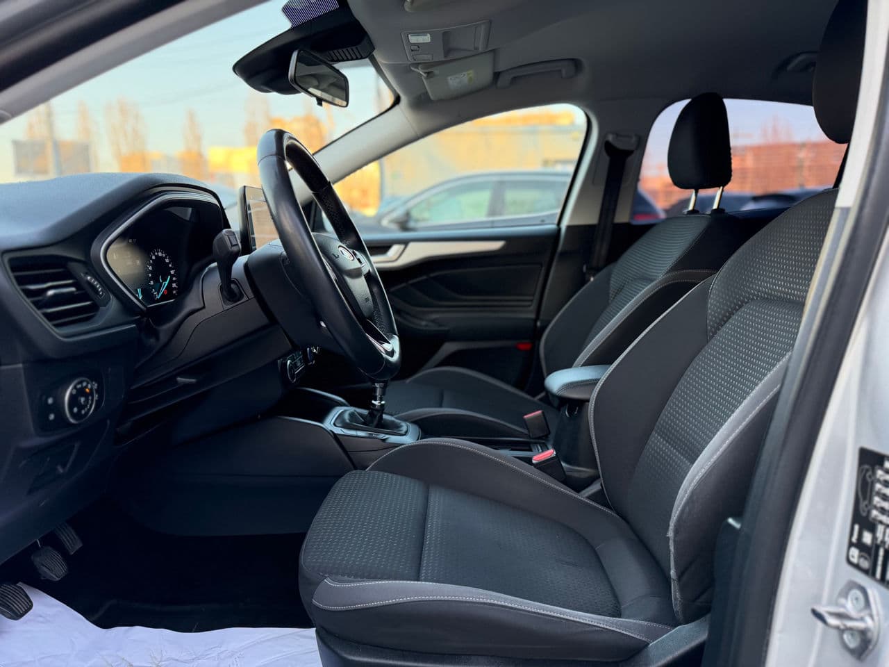 2019 Ford Focus — Miniatură 6