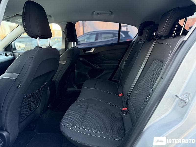 2019 Ford Focus — Miniatură 16