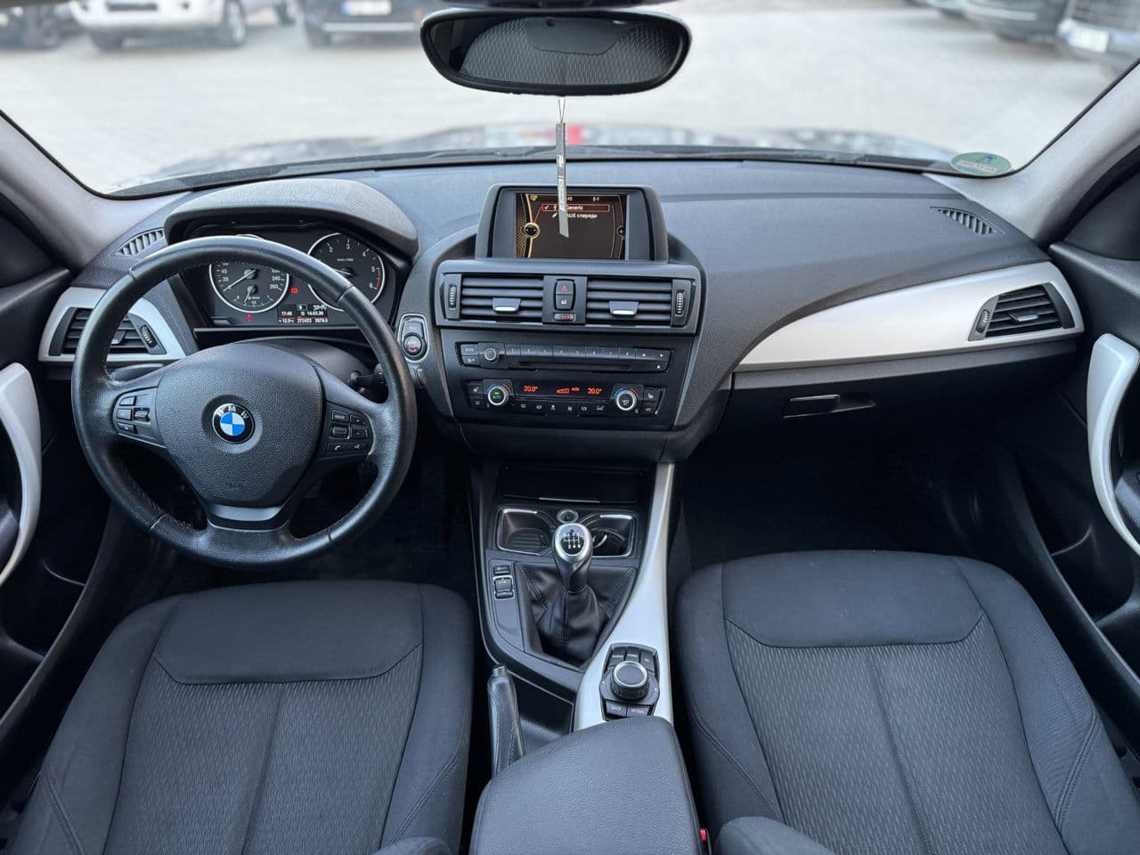 2014 BMW 114 — Miniatură 8