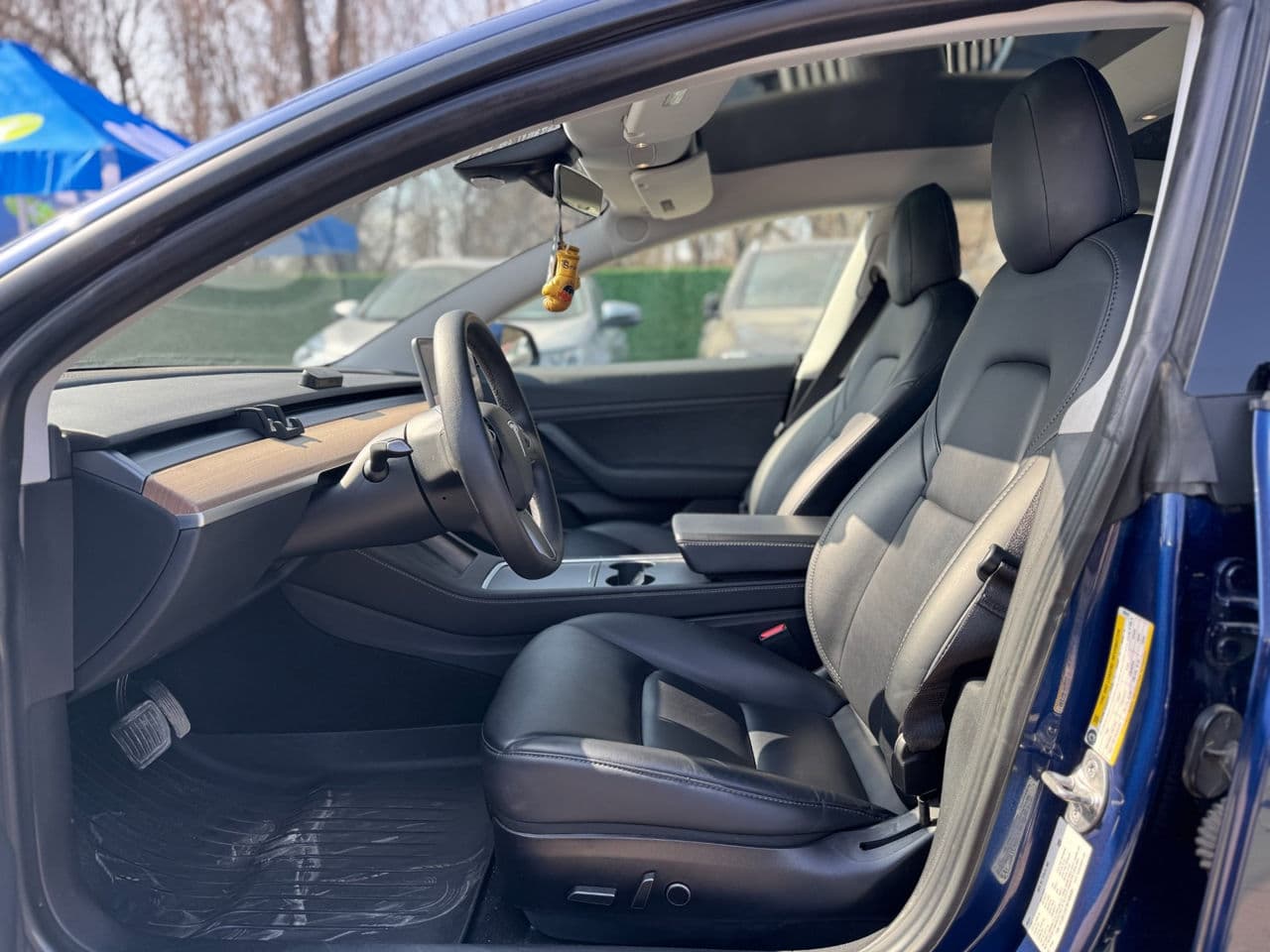 2021 Tesla Model 3 — Miniatură 5
