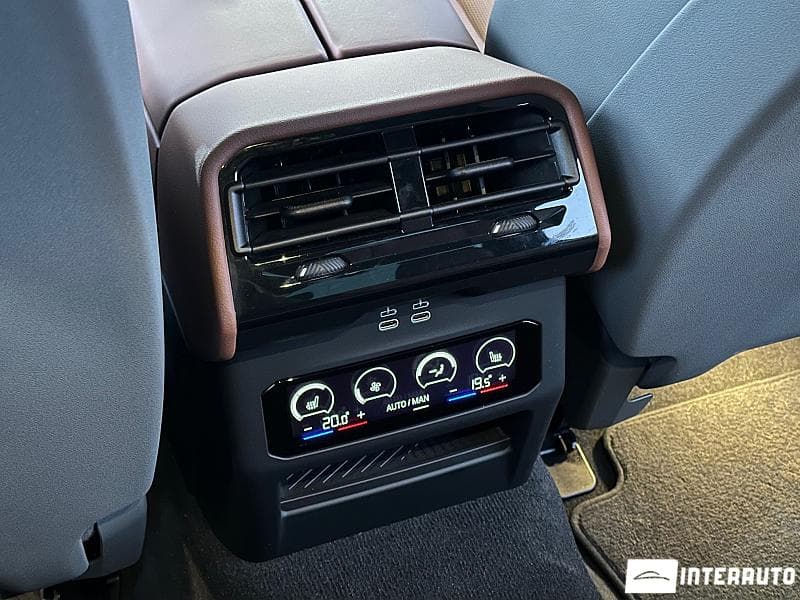 2024 BMW 530e — Miniatură 28