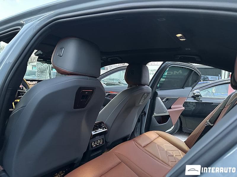 2024 BMW 530e — Miniatură 7