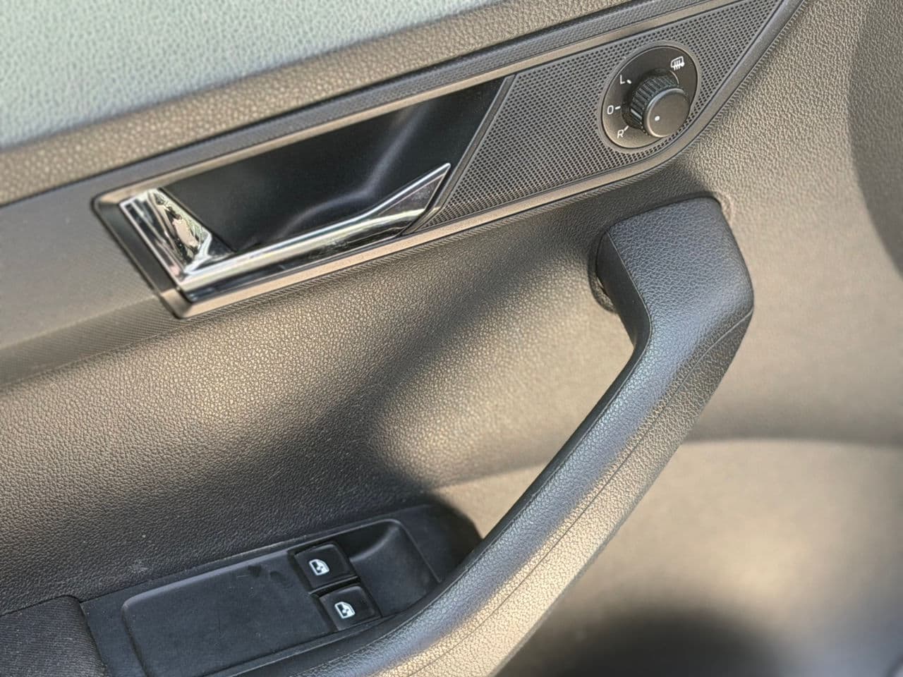 Skoda Fabia 2015 — Миниатюра 5