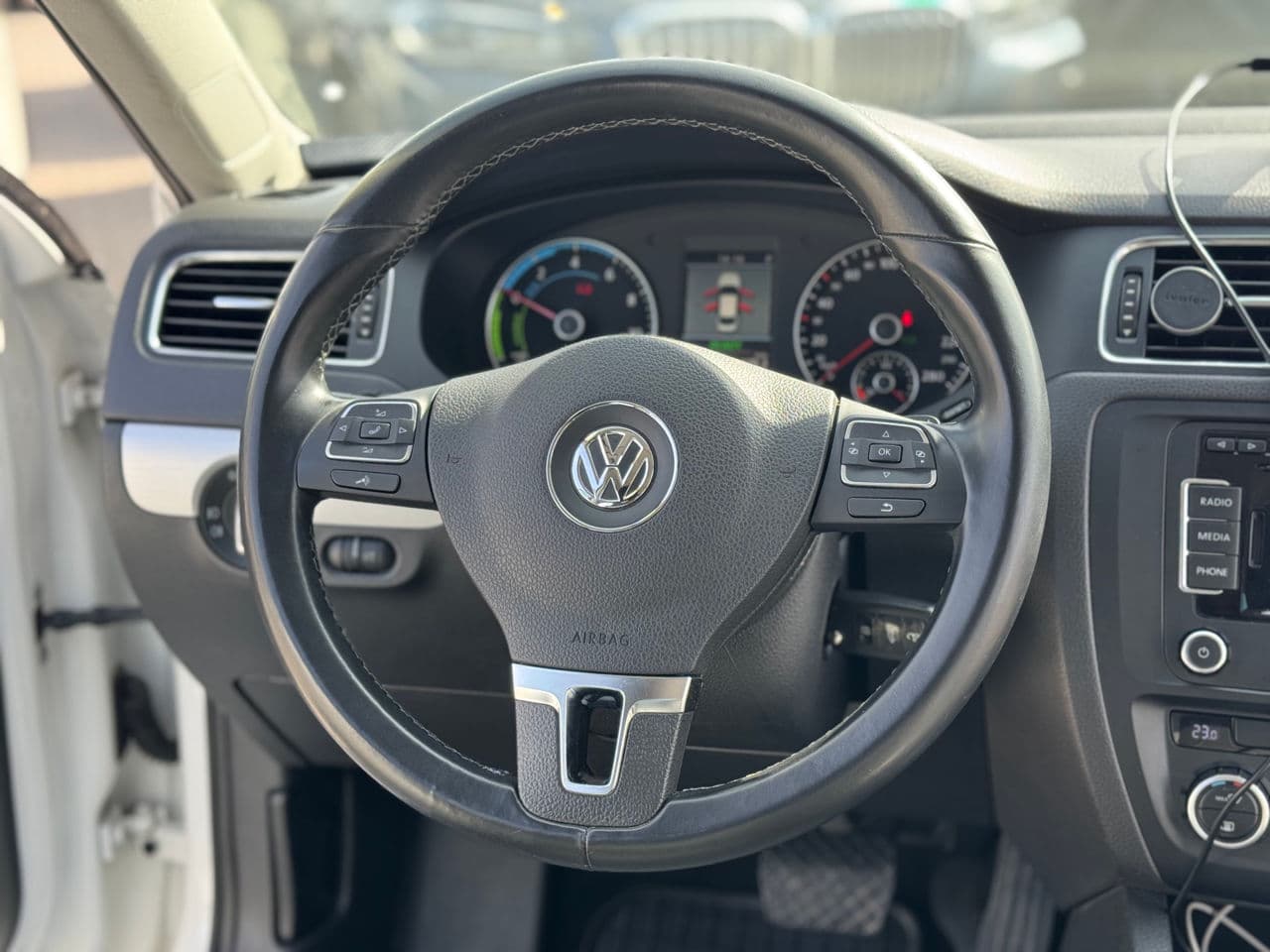 2013 Volkswagen Jetta — Miniatură 7