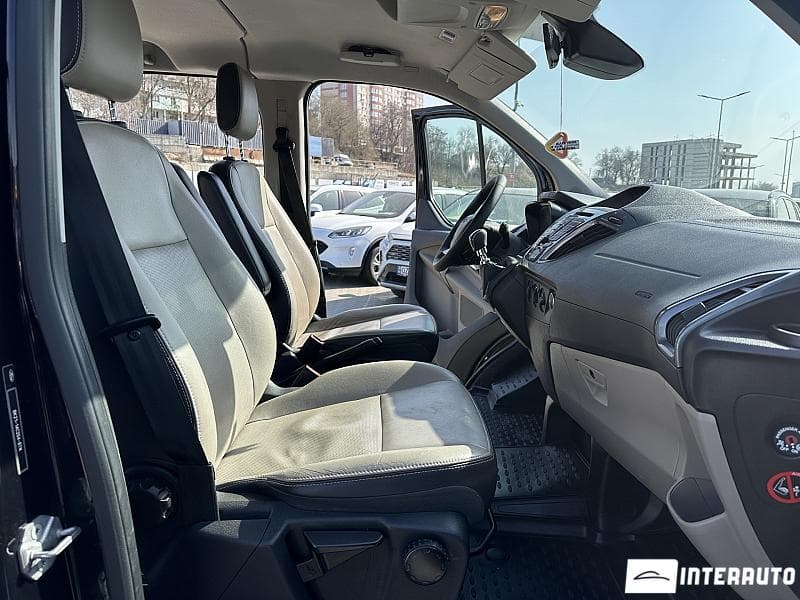 2015 Ford Transit — Miniatură 12