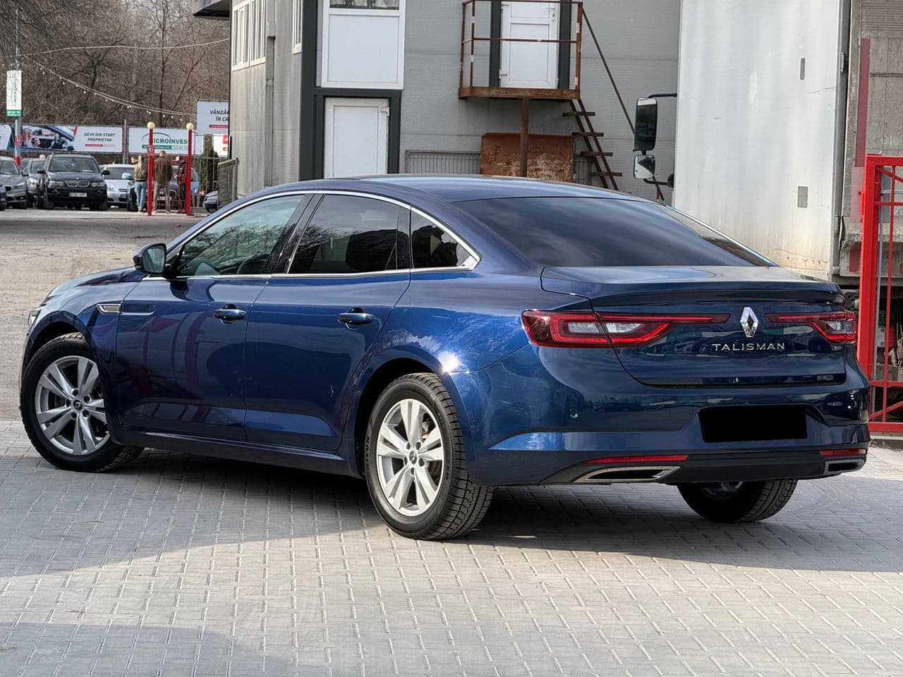 2017 Renault Talisman — Miniatură 4