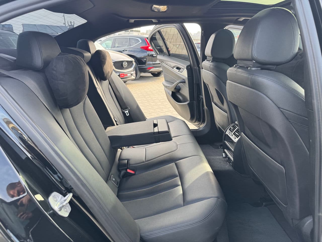 BMW 530e 2017 — Миниатюра 14