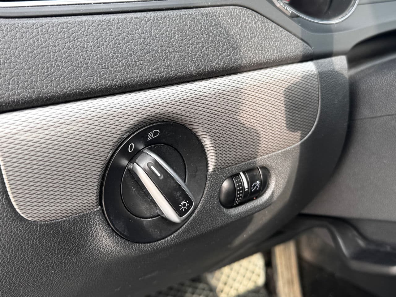 2016 Volkswagen Jetta — Miniatură 13