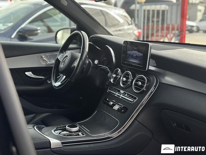 2019 Mercedes GLC 300 — Miniatură 15