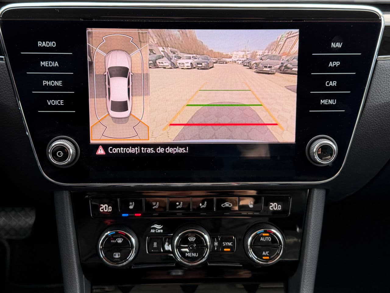 2021 Skoda Superb — Miniatură 14