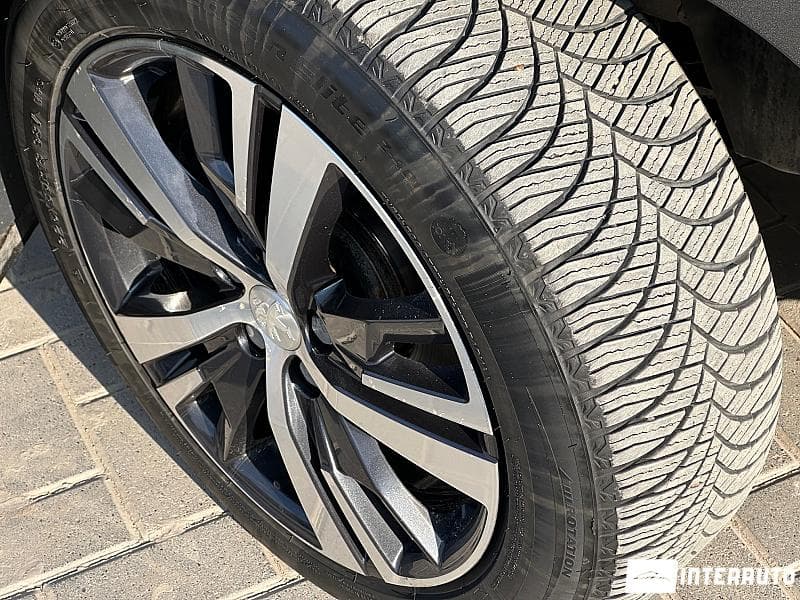 2020 Peugeot 5008 — Miniatură 19