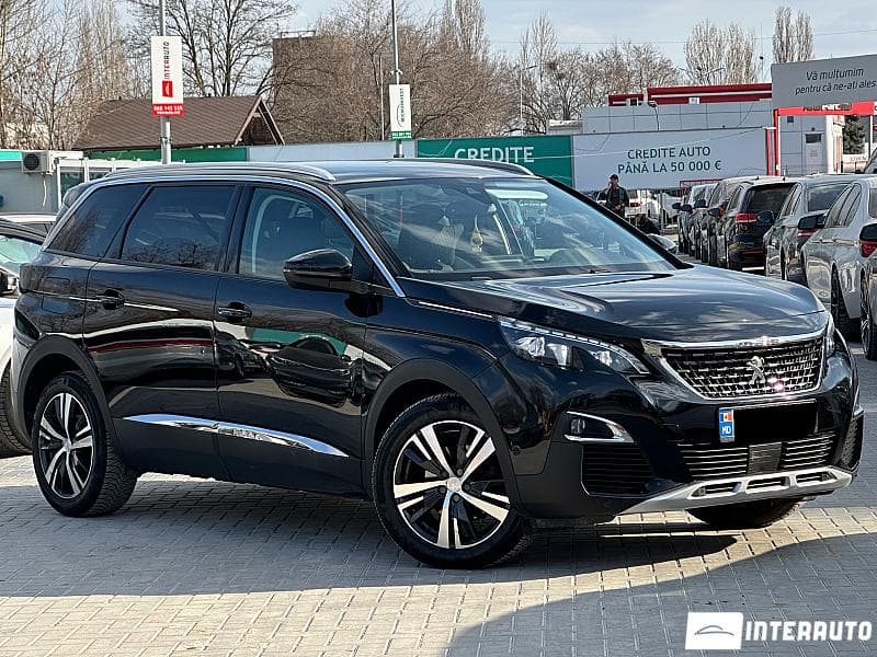 2020 Peugeot 5008 — Miniatură 2