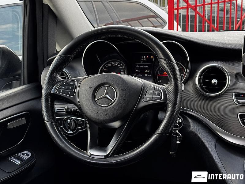 Mercedes V 220 2017 — Миниатюра 7