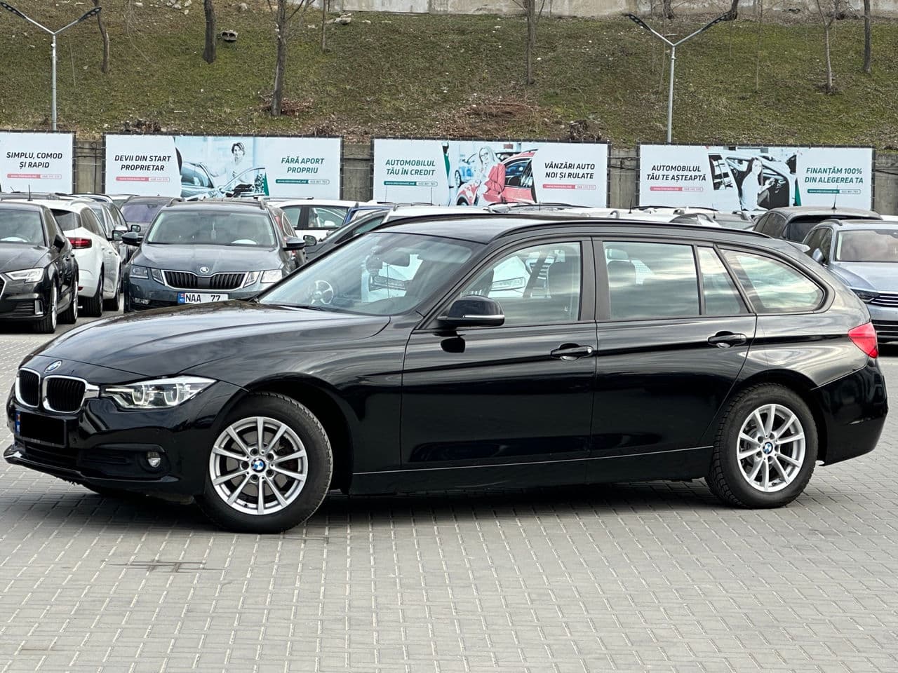 2017 BMW 318 — Miniatură 2