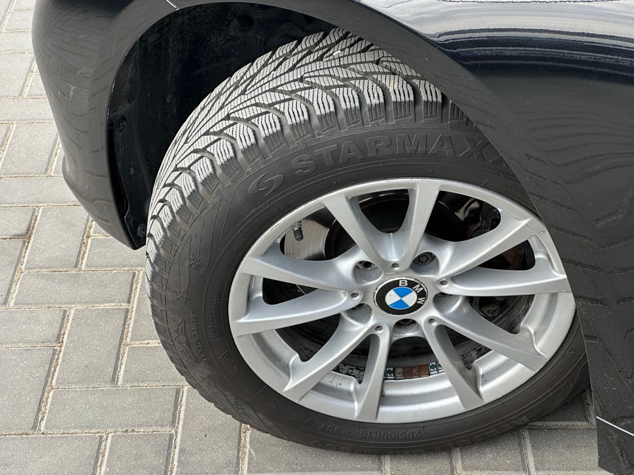 2017 BMW 318 — Miniatură 15