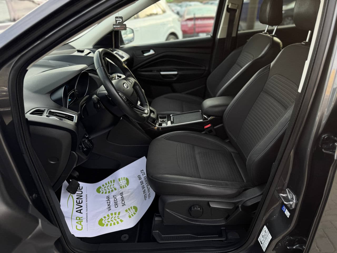 2017 Ford Kuga — Miniatură 5
