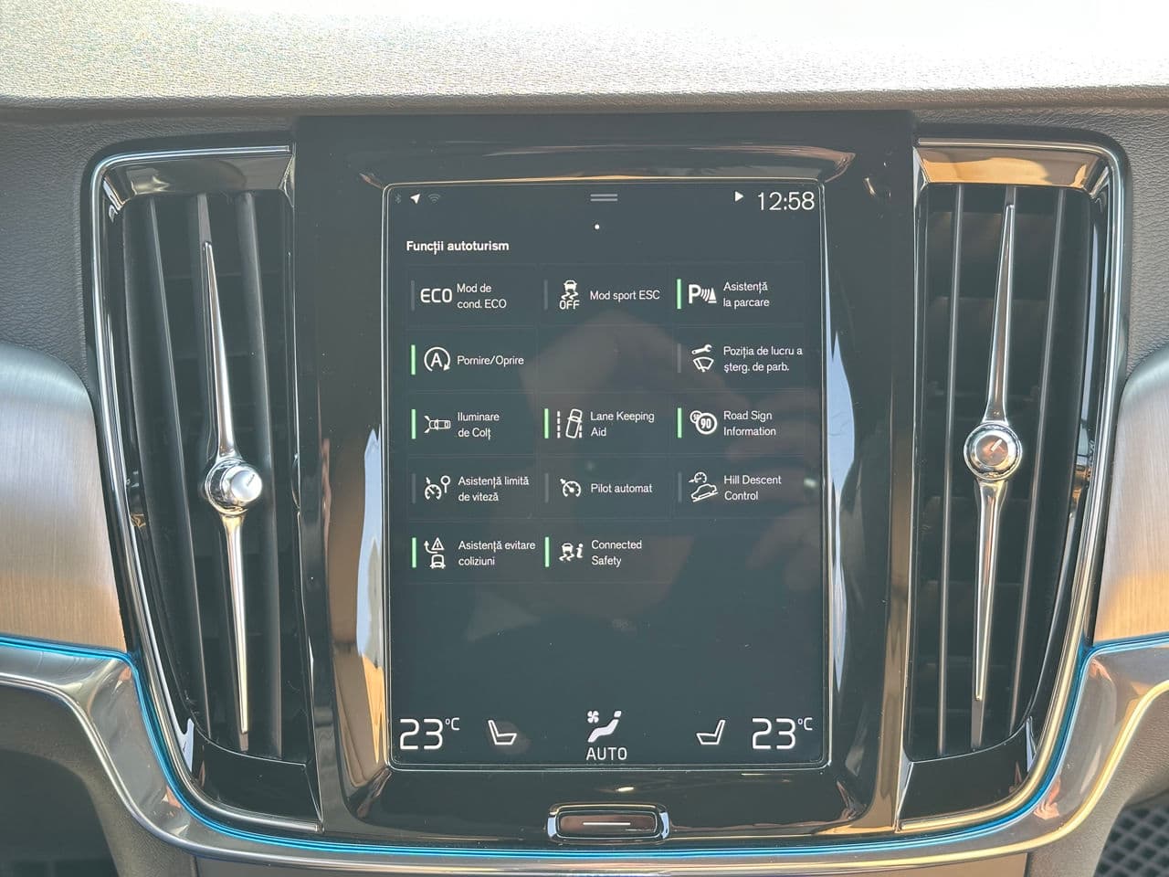 2019 Volvo V 90 Cross Country — Miniatură 9