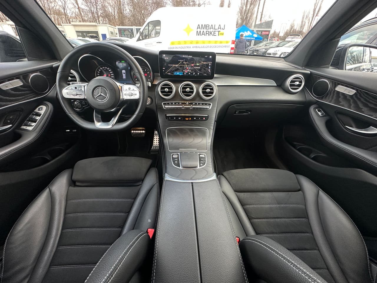 2020 Mercedes GLC 300e — Miniatură 10