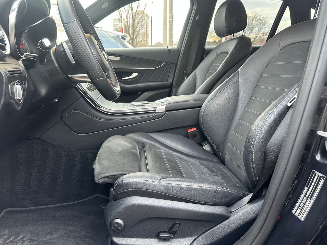 2020 Mercedes GLC 300e — Miniatură 7
