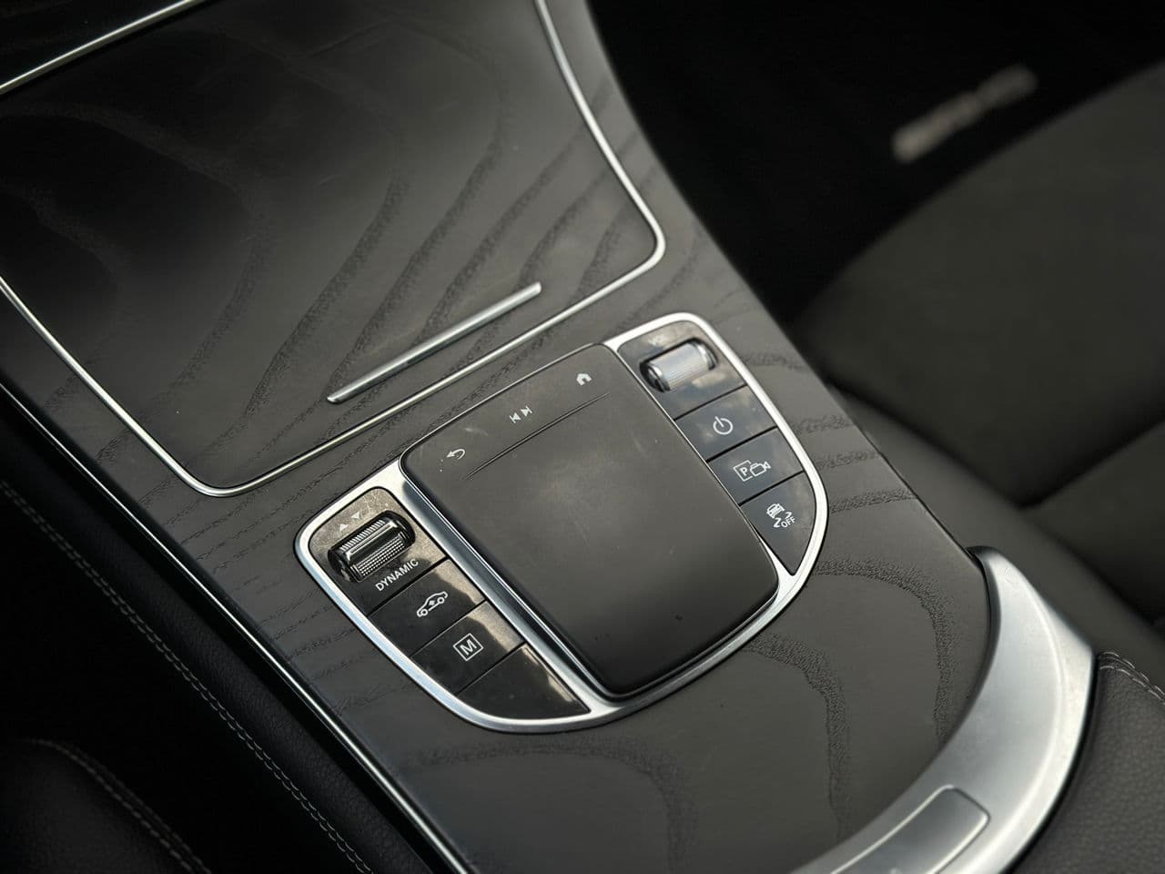2020 Mercedes GLC 300e — Miniatură 17
