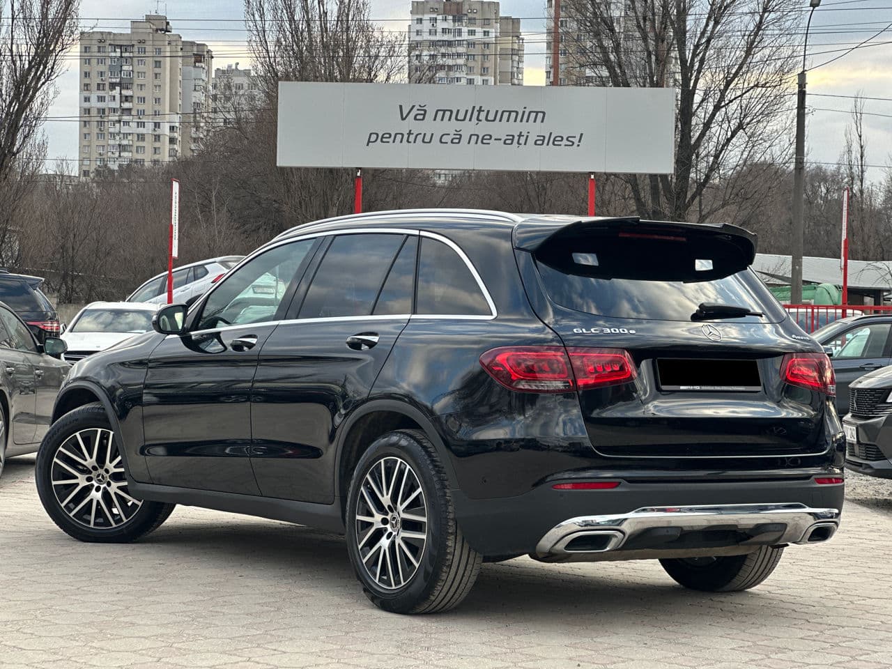 2020 Mercedes GLC 300e — Miniatură 3