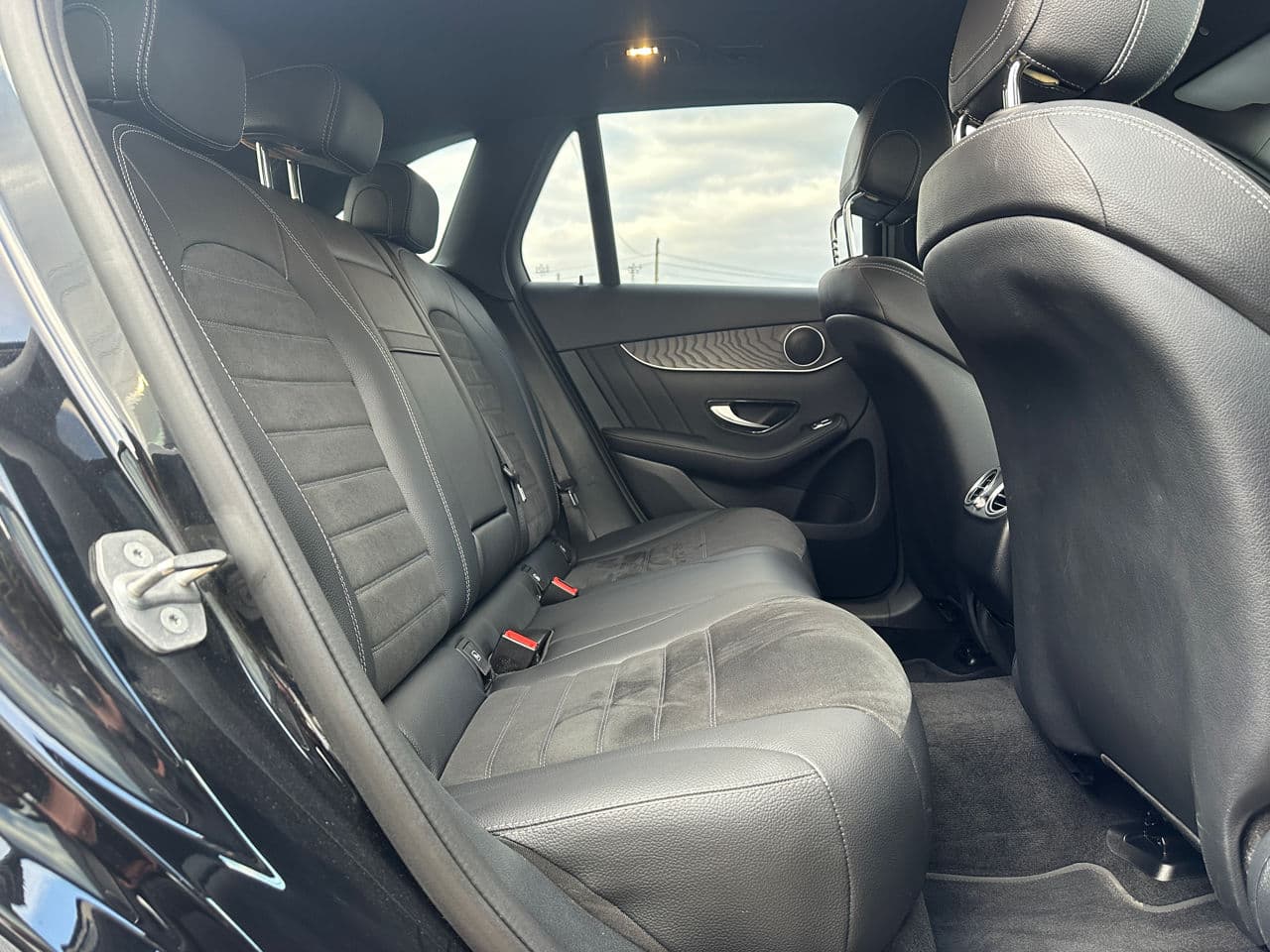 2020 Mercedes GLC 300e — Miniatură 21