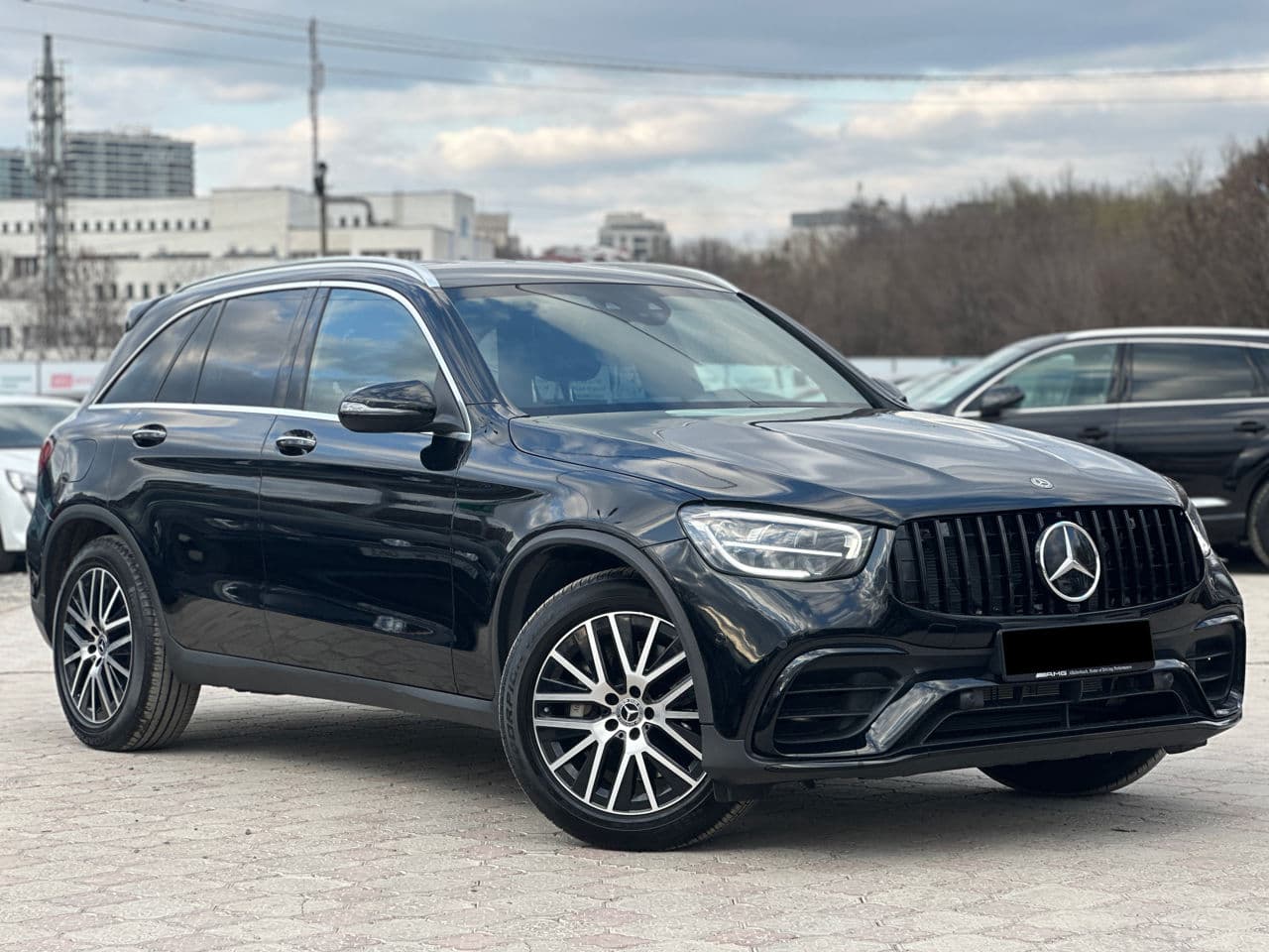 2020 Mercedes GLC 300e — Miniatură 4