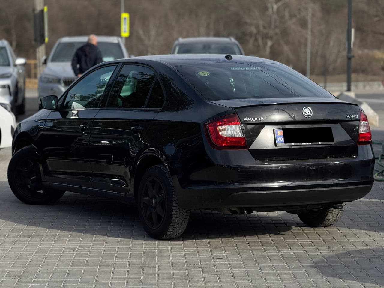 2015 Skoda Rapid — Miniatură 4
