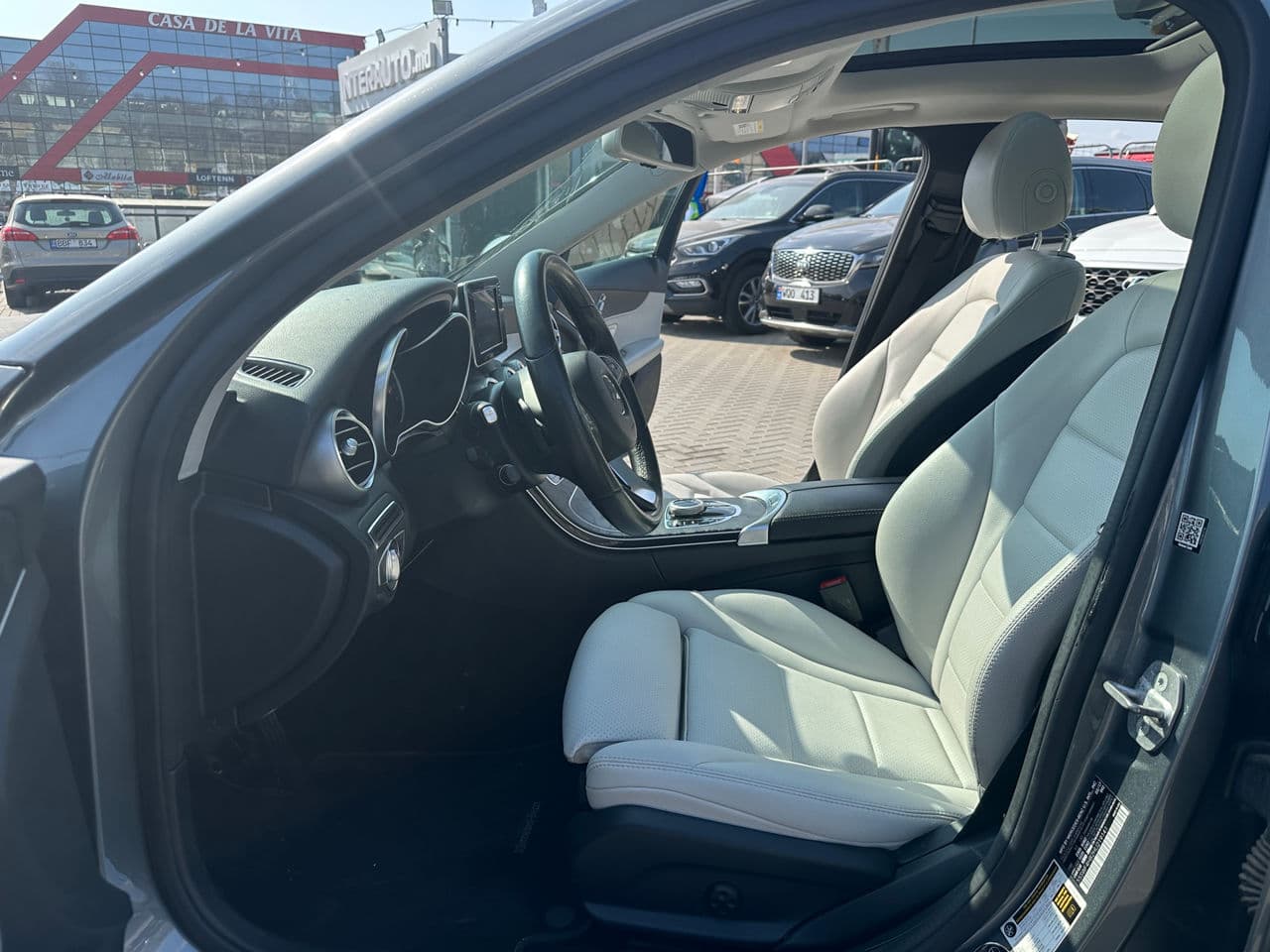 2017 Mercedes C 350e — Miniatură 5