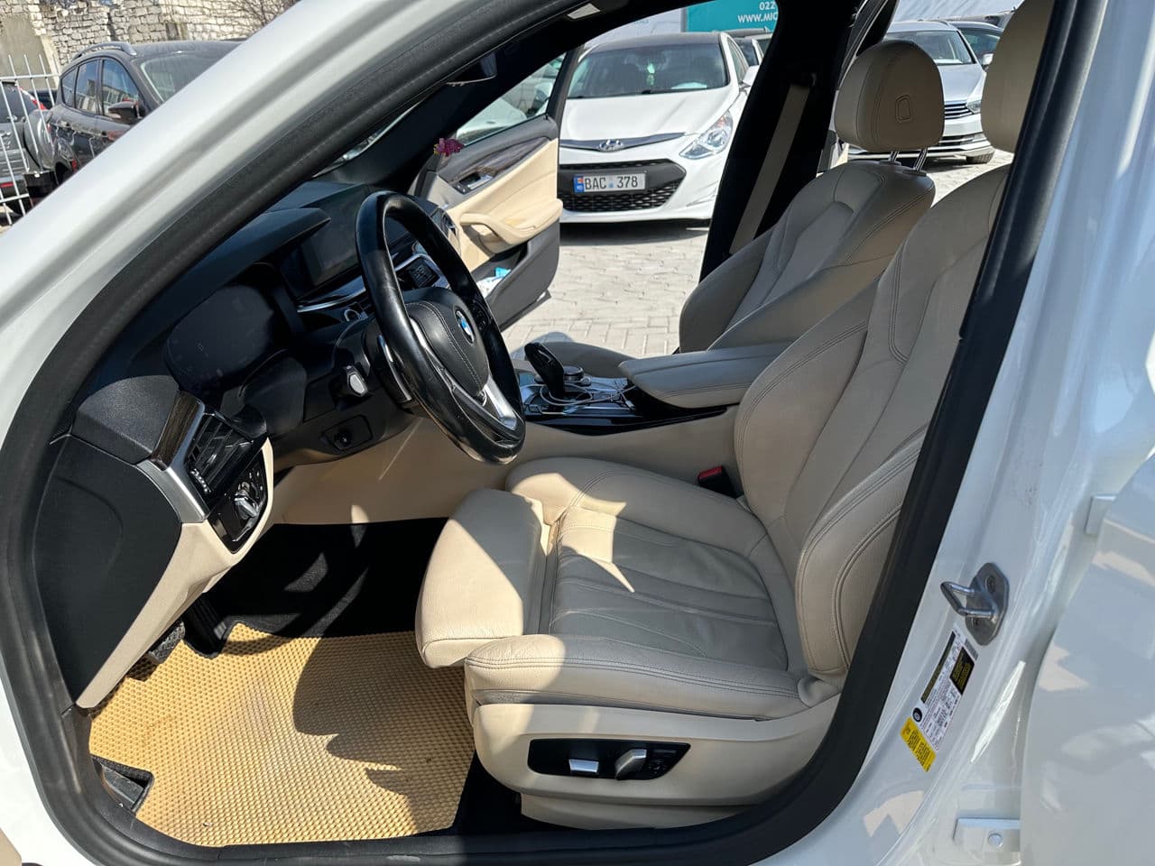 2019 BMW 530 — Miniatură 6