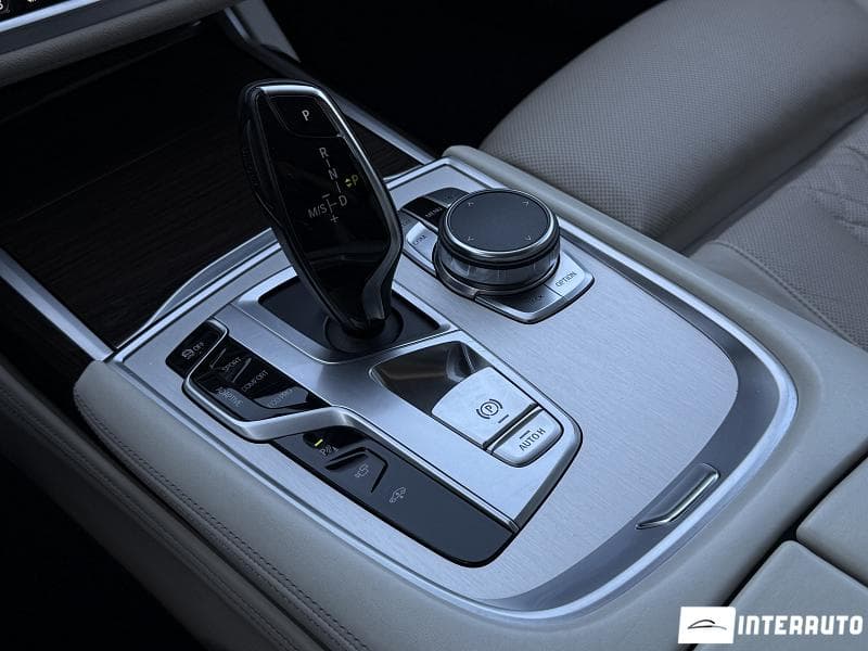 2018 BMW 740 — Miniatură 19