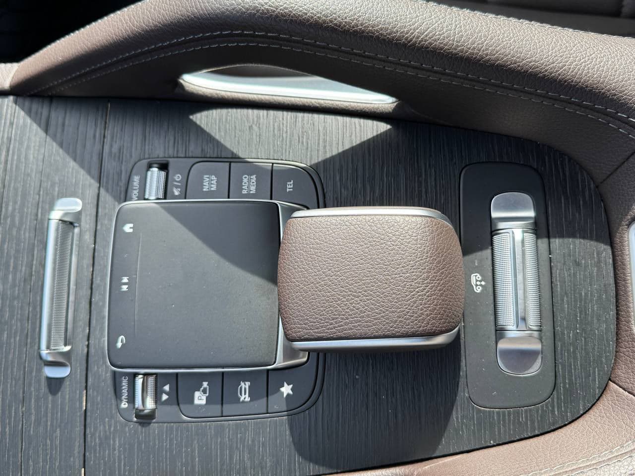 2023 Mercedes GLE 300d — Miniatură 13