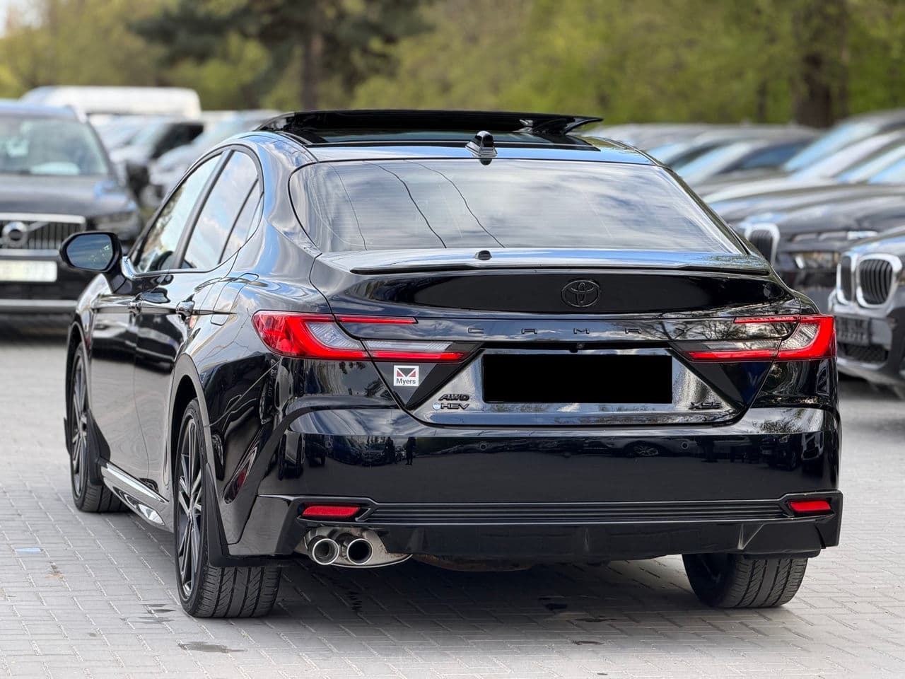 2025 Toyota Camry — Miniatură 4