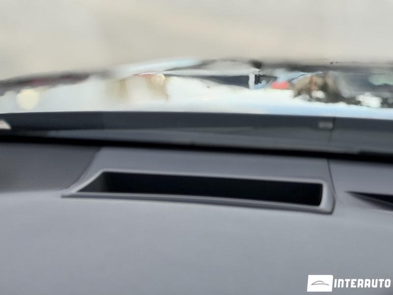 2025 Toyota Camry — Miniatură 13