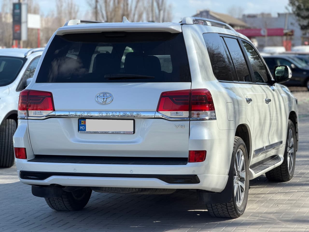2017 Toyota Land Cruiser — Miniatură 2