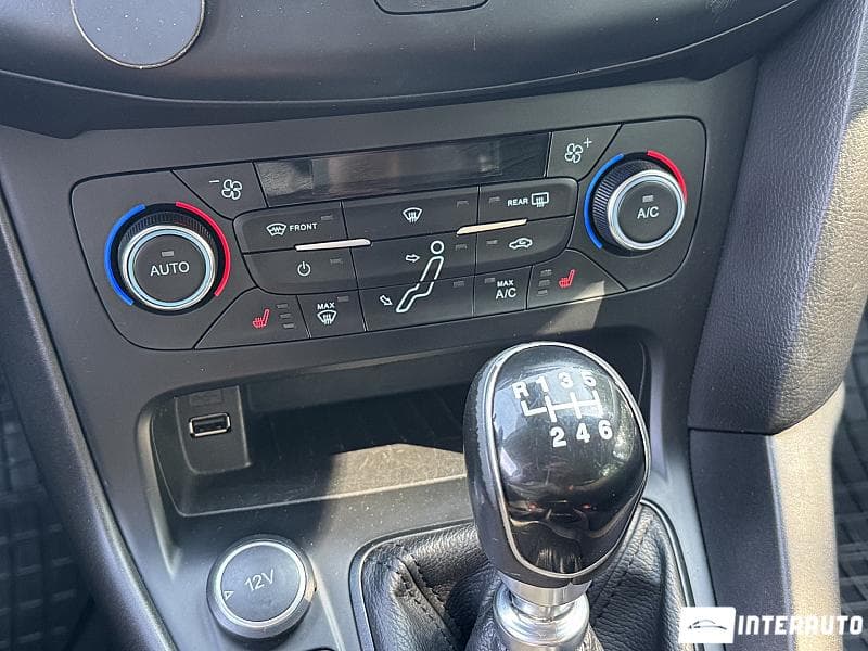 2018 Ford Focus — Miniatură 11